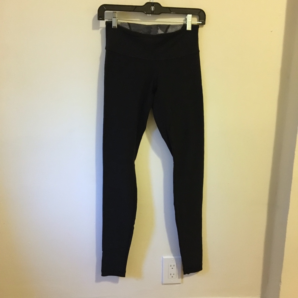 Lululemon Wunder Under LowRise Reversible Leggings